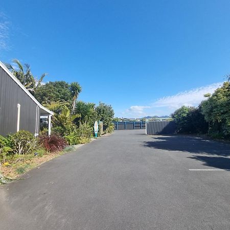Southpacific Motel Whangamata Exterior photo