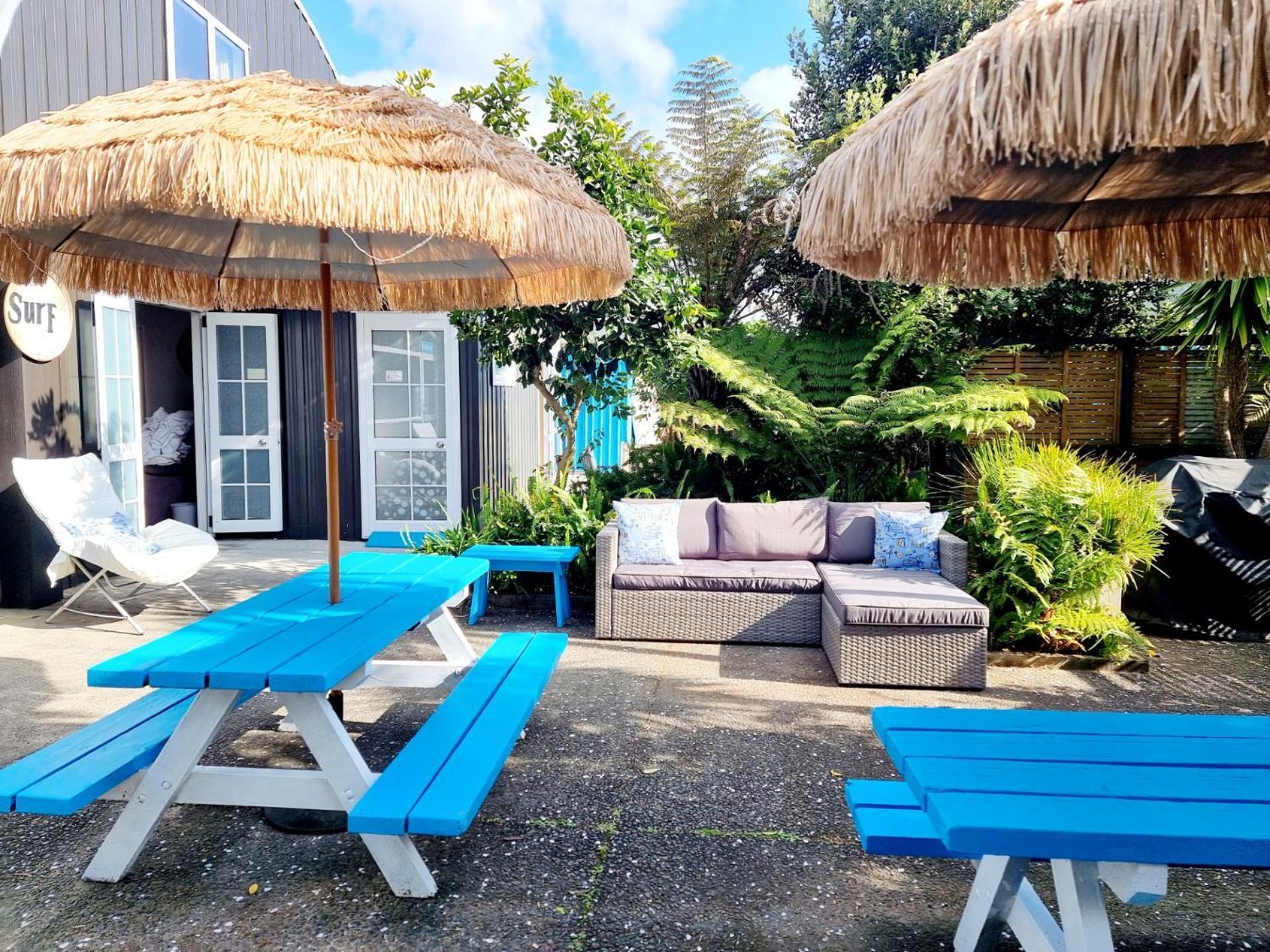 Southpacific Motel Whangamata Exterior photo